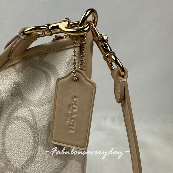 Coach Laurel Large Shoulder Bag In Sketch Signature Canvas CBH88 Gold/Ivory NWT - Picture 8 of 11